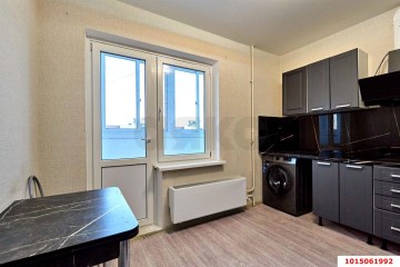 Фото №3: 1-комнатная квартира 33 м² - Берёзовый, мкр. жилой комплекс Молодёжный-2, ул. имени Профессора Малигонова, 40