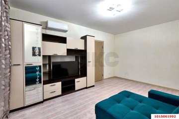 Фото №2: 1-комнатная квартира 33 м² - Берёзовый, мкр. жилой комплекс Молодёжный-2, ул. имени Профессора Малигонова, 40