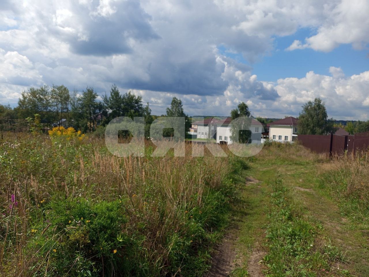 Фото №1: Земельный участок под ИЖС 10 сот. - Рыбаки, ул. Садовая