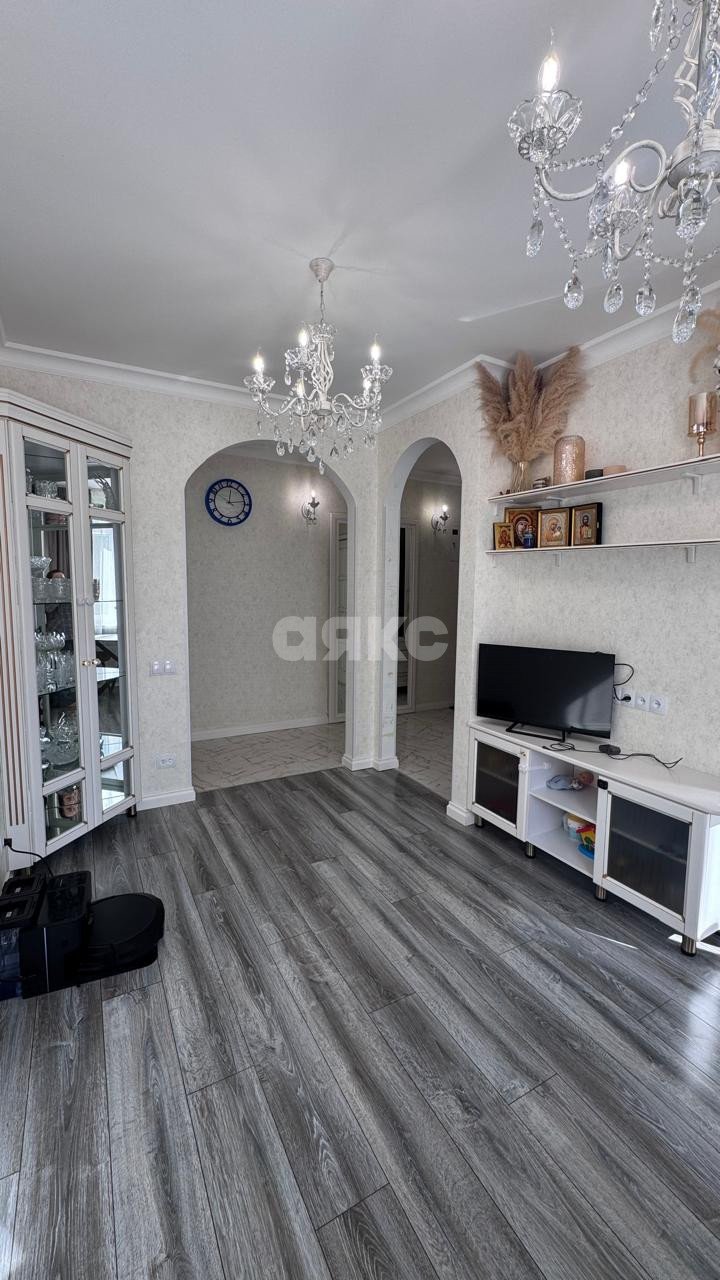 Фото №4: 3-комнатная квартира 62 м² - Симферополь, Центральный, ул. Трубаченко, 11