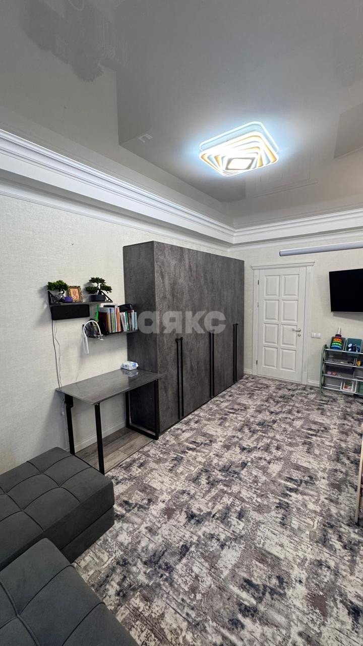 Фото №17: 3-комнатная квартира 62 м² - Симферополь, Центральный, ул. Трубаченко, 11