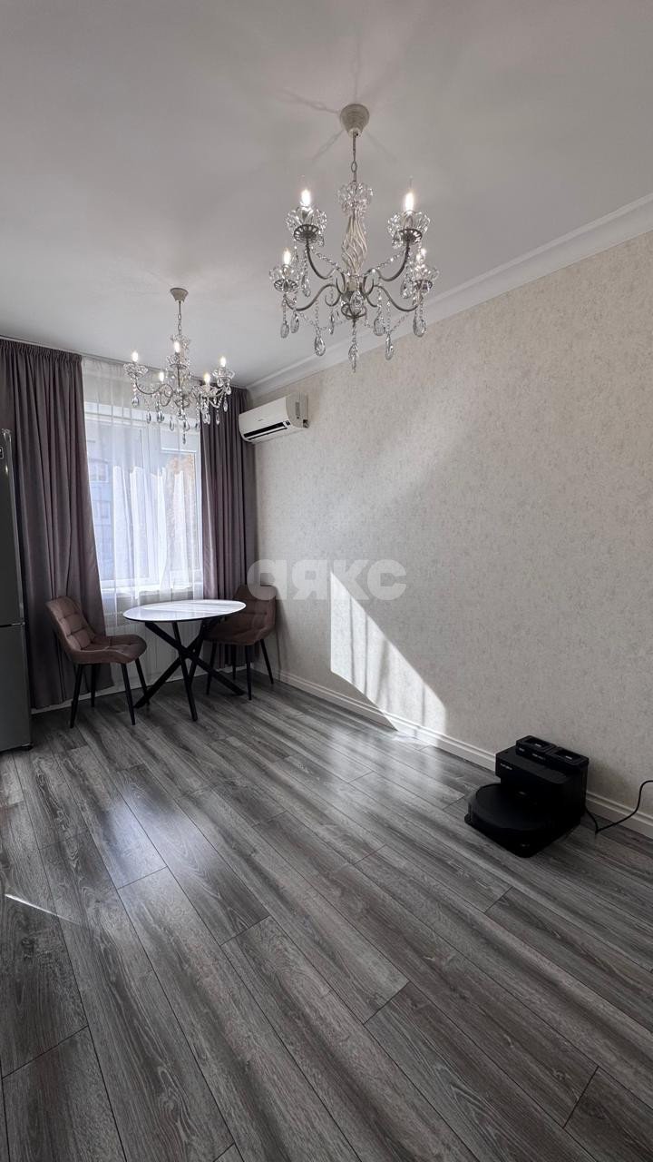 Фото №3: 3-комнатная квартира 62 м² - Симферополь, Центральный, ул. Трубаченко, 11