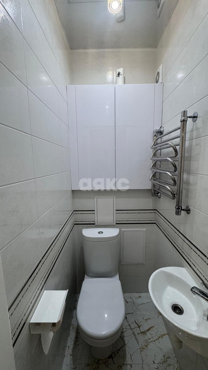 Фото №18: 3-комнатная квартира 62 м² - Симферополь, Центральный, ул. Трубаченко, 11