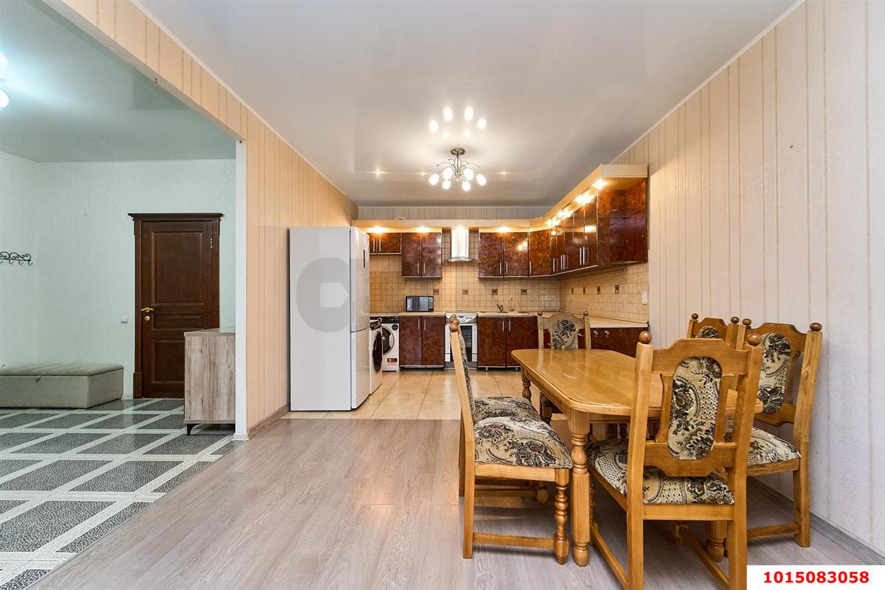 Фото №3: 2-комнатная квартира 92 м² - Краснодар, Завод Радиоизмерительных Приборов, ул. 1 Мая, 428