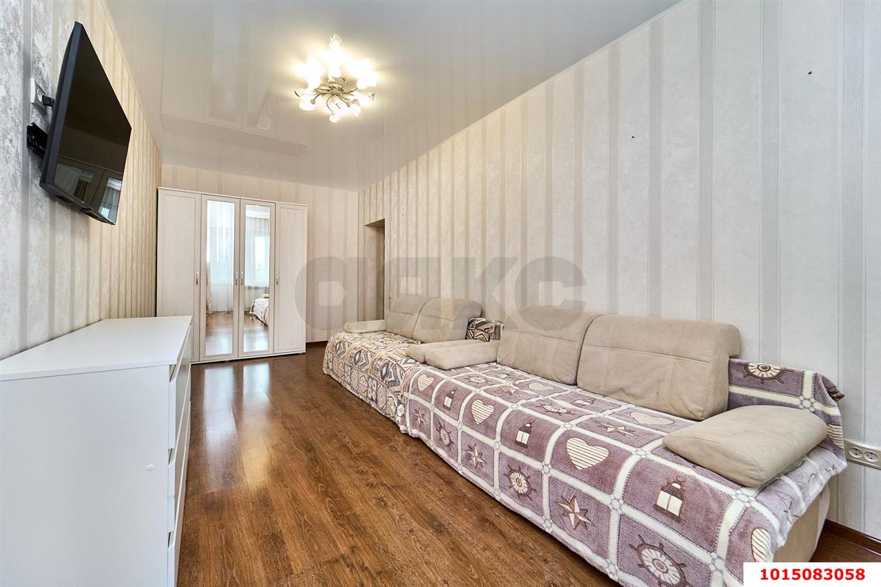 Фото №9: 2-комнатная квартира 92 м² - Краснодар, Завод Радиоизмерительных Приборов, ул. 1 Мая, 428