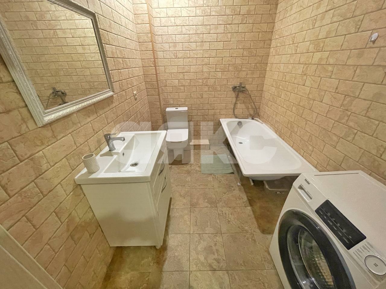 Фото №10: 2-комнатная квартира 72 м² - Геленджик, жилой комплекс Лазурный-2, ул. Верхняя, 4к3