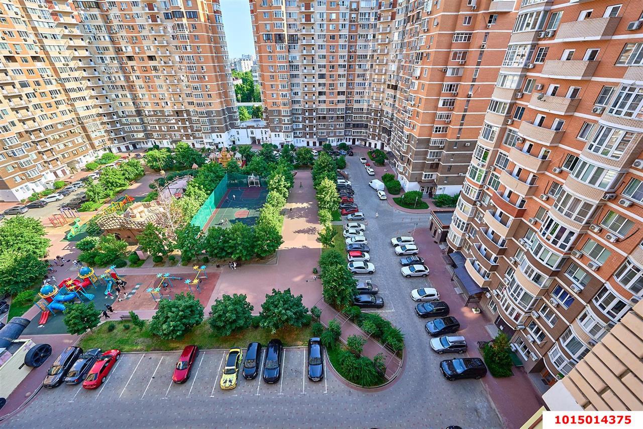 Фото №16: 3-комнатная квартира 140 м² - Краснодар, Прикубанский внутригородской округ, Солнечный, мкр. Фестивальный, ул. Скрябина