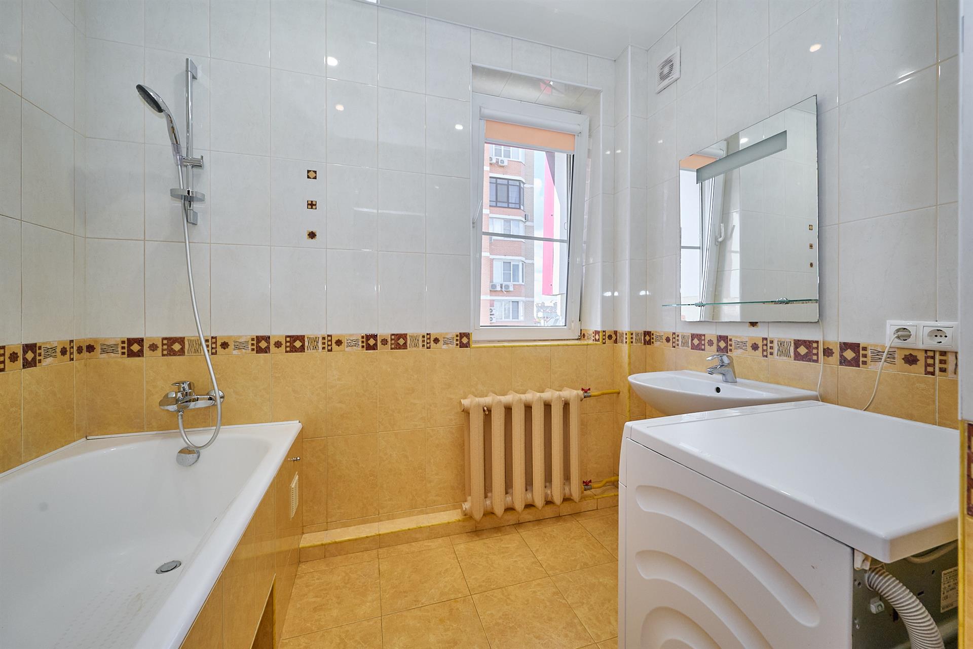 Фото №6: 2-комнатная квартира 80 м² - Краснодар, Прикубанский внутригородской округ, Фестивальный, мкр. Солнечный, пер. Ивана Кияшко, 6