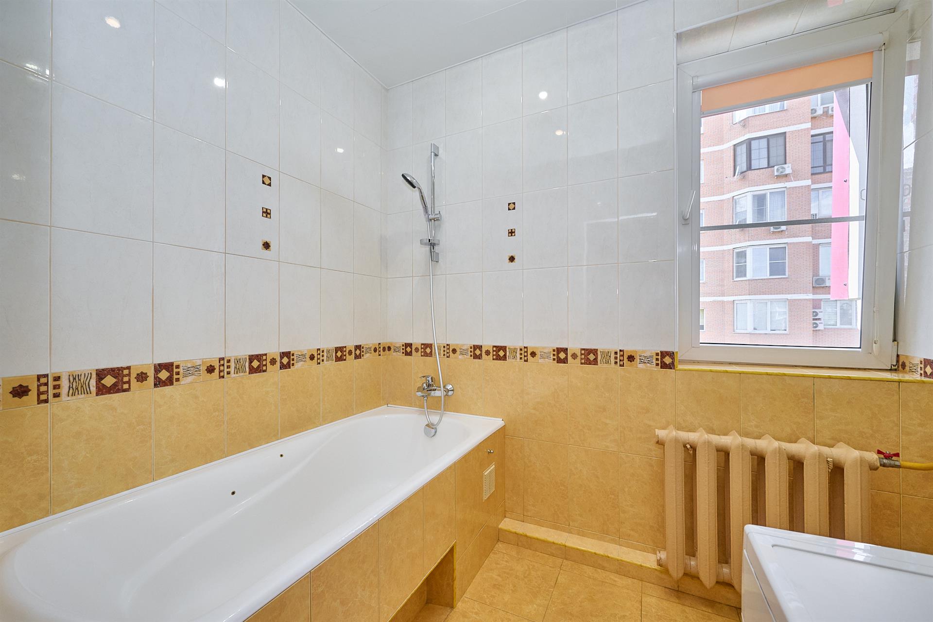 Фото №7: 2-комнатная квартира 80 м² - Краснодар, Прикубанский внутригородской округ, Фестивальный, мкр. Солнечный, пер. Ивана Кияшко, 6