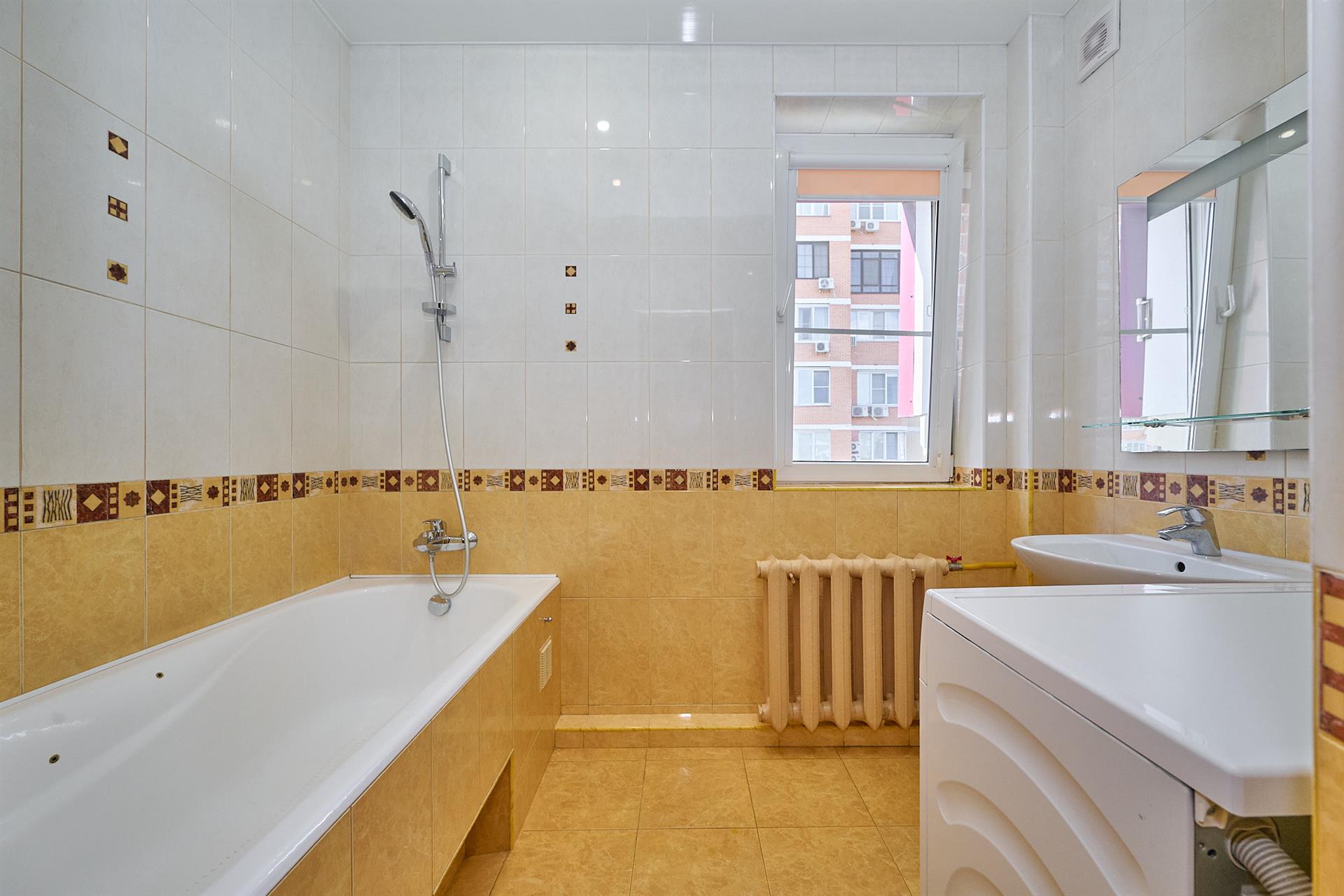 Фото №5: 2-комнатная квартира 80 м² - Краснодар, Прикубанский внутригородской округ, Фестивальный, мкр. Солнечный, пер. Ивана Кияшко, 6