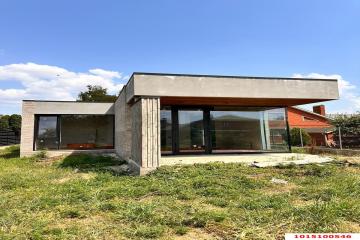 Фото №1: Дом 166 м² - Краснодар, мкр. Завод Радиоизмерительных Приборов, ул. Ирклиевская, 17