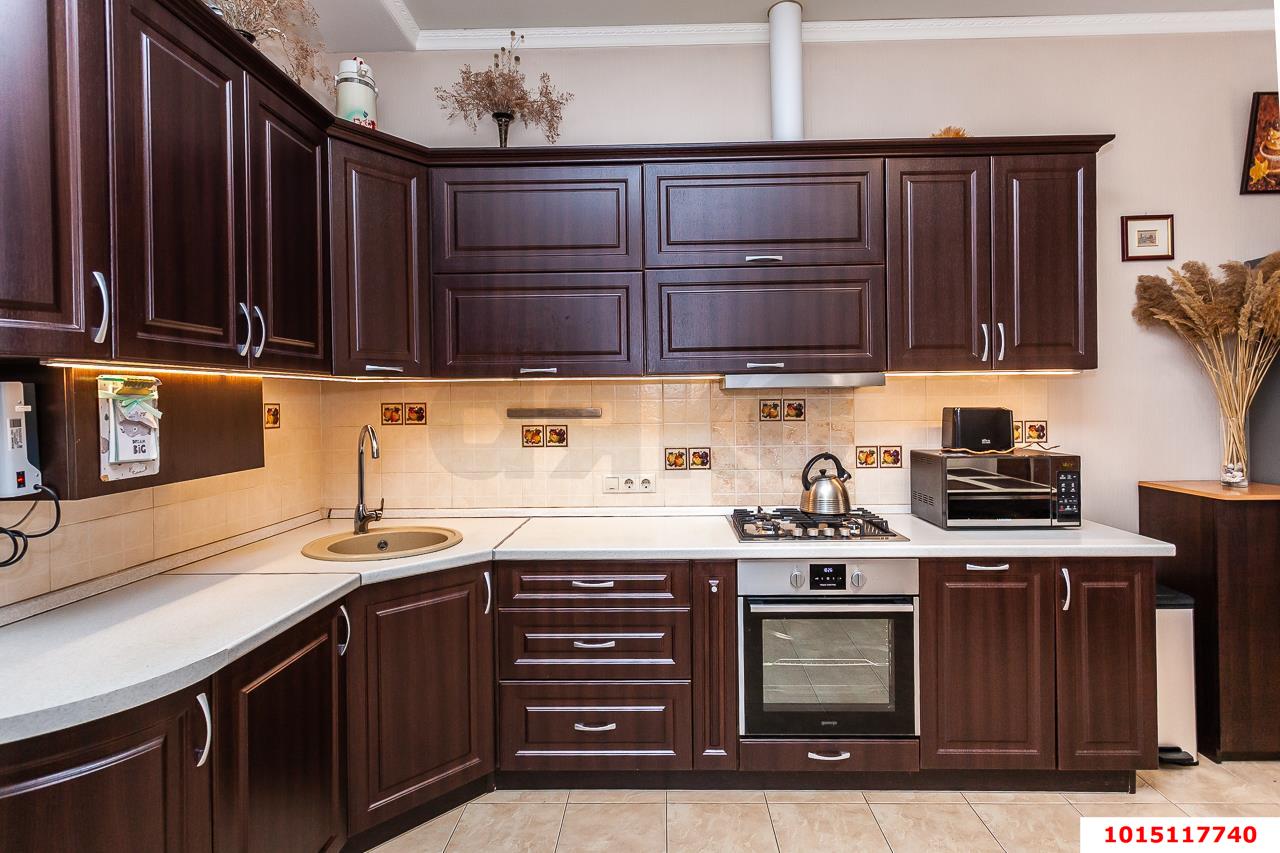 Фото №1: Дом 141 м² + 3.35 сот. - Российский, Прикубанский внутригородской округ, ул. Тепличная