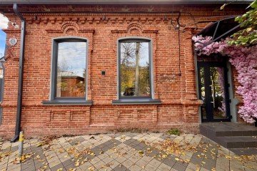 Фото №1: Торговое помещение 29 м² - Краснодар, мкр. Центральный, ул. Гимназическая, 22