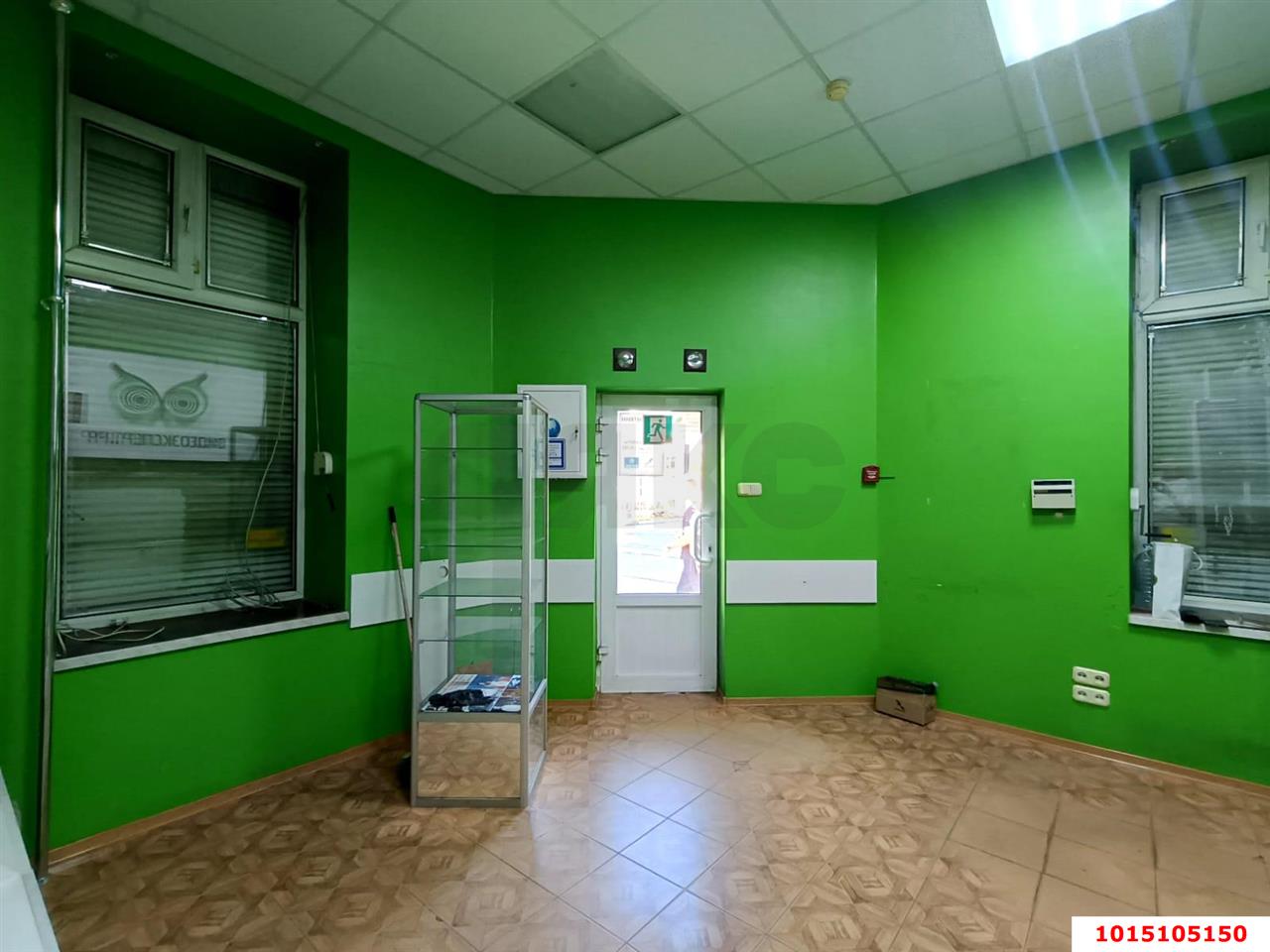 Фото №4: Торговое помещение 18 м² - Краснодар, Центральный, ул. имени Максима Горького, 111