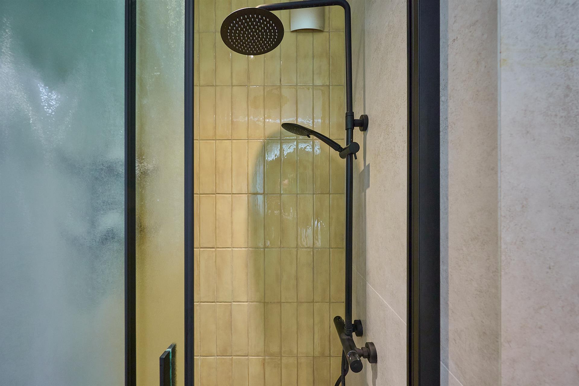 Фото №18: 2-комнатная квартира 72 м² - Краснодар, ЖК Маршал, Западный внутригородской округ, Фестивальный, мкр. жилой комплекс Маршал, ул. Гаражная, 87