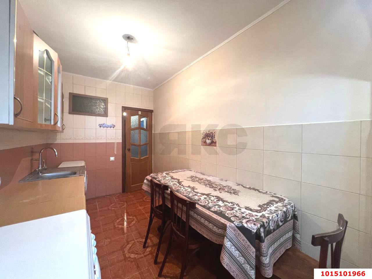 Фото №4: 2-комнатная квартира 52 м² - Лазурный, Прикубанский внутригородской округ, ул. Октябрьская, 7