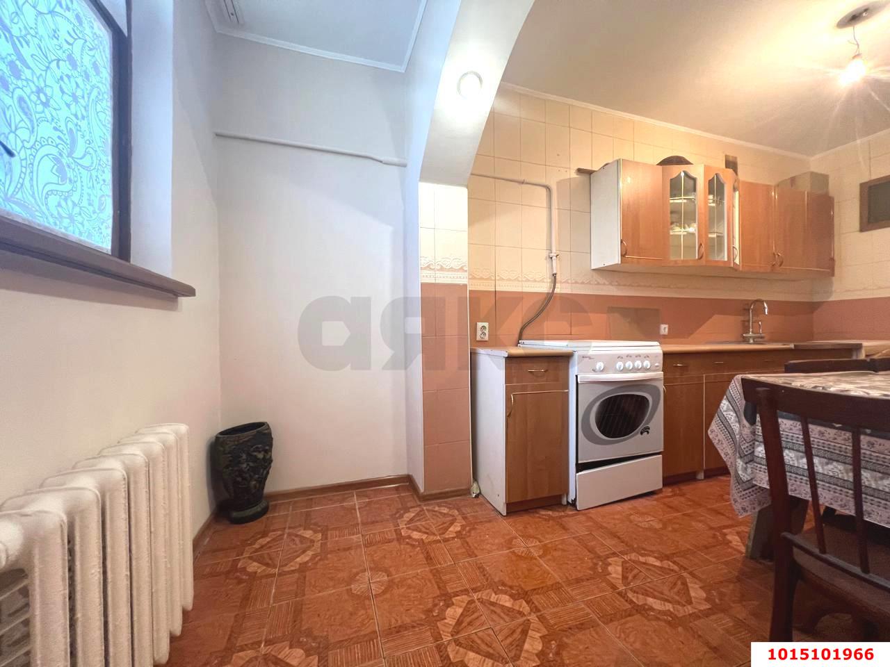 Фото №2: 2-комнатная квартира 52 м² - Лазурный, Прикубанский внутригородской округ, ул. Октябрьская, 7