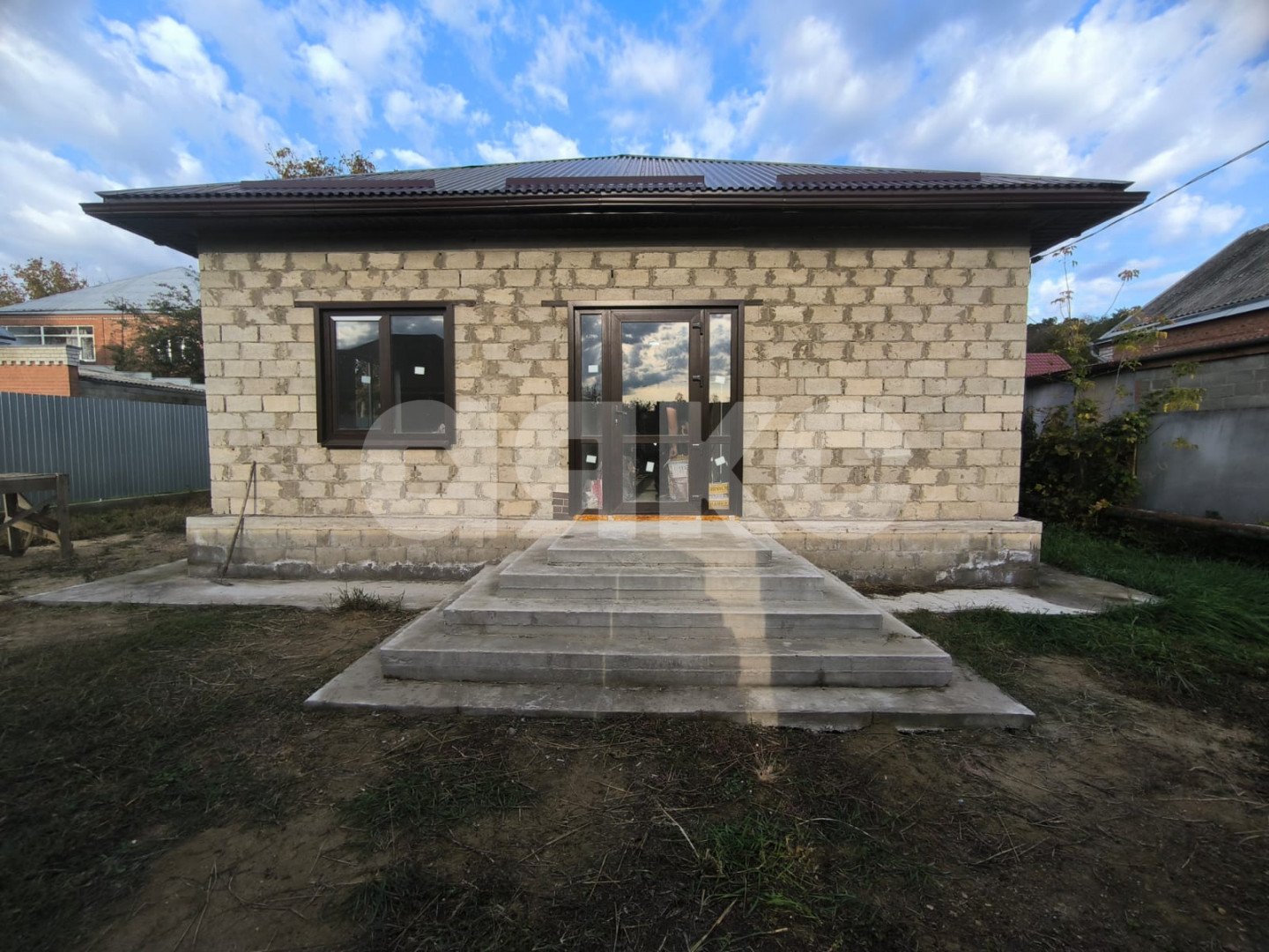 Фото №1: Дом 100 м² + 4 сот. - Новокубанск, ул. Прочноокопская, 49