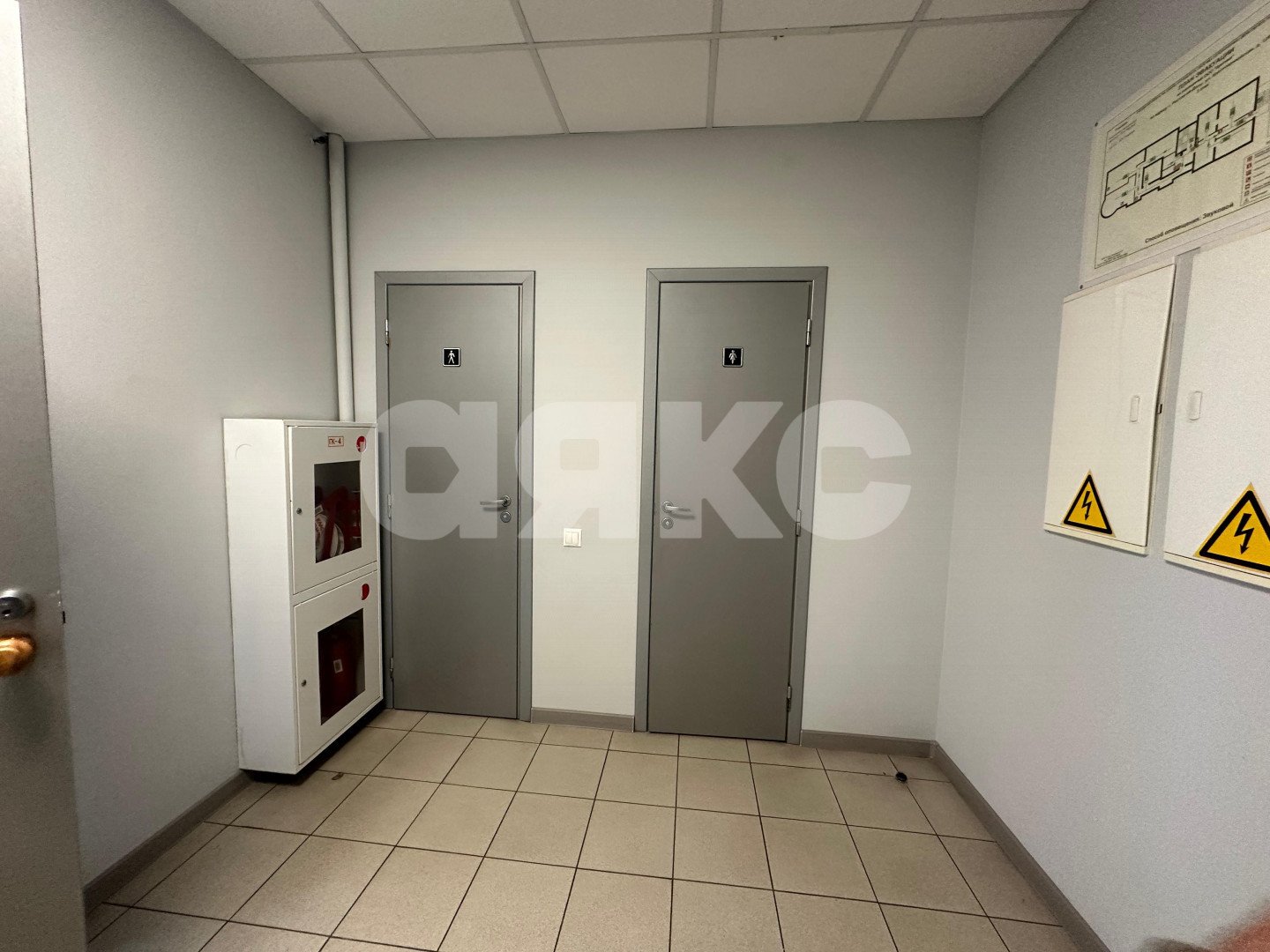 Фото №4: Коммерция 144 м² - Ростов-на-Дону, Кировский, ул. Красноармейская, 129