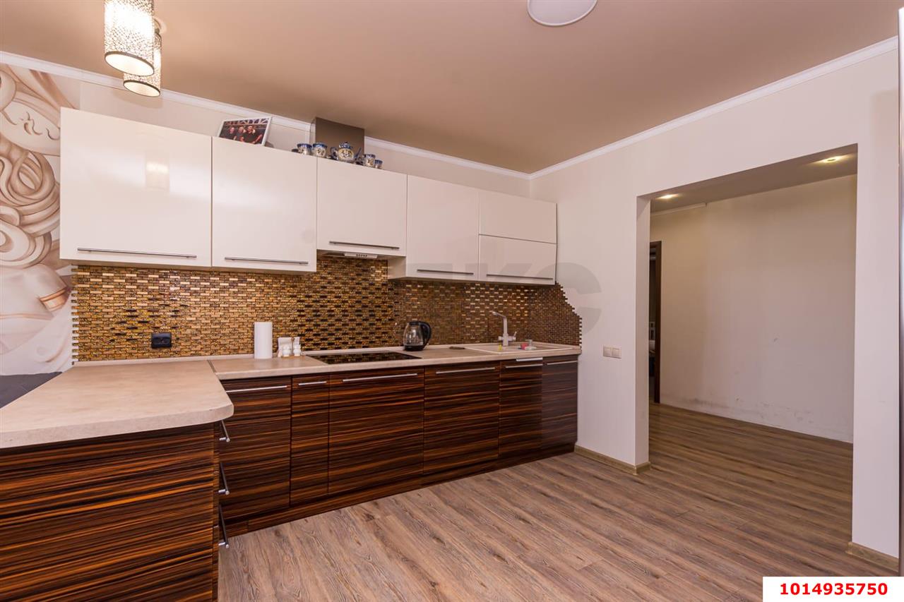 Фото №1: 2-комнатная квартира 68 м² - Краснодар, Юбилейный, ул. Рождественская набережная, 39