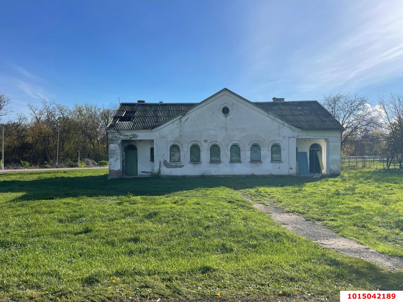 Фото №1: Коммерция 140 м² - Стародеревянковская, п. Сахарного Завода, ул. Кирова, 1