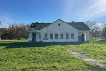 Фото №1: Готовый бизнес 141 м² - Стародеревянковская, п. Сахарного Завода, ул. Кирова, 1