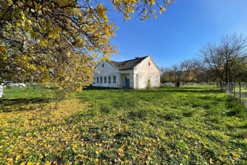 Фото №2: Готовый бизнес 141 м² - Стародеревянковская, п. Сахарного Завода, ул. Кирова, 1