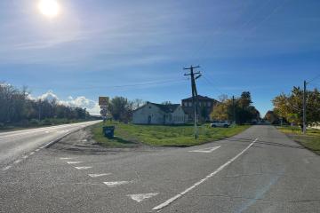 Фото №3: Коммерция 140 м² - Стародеревянковская, п. Сахарного Завода, ул. Кирова, 1