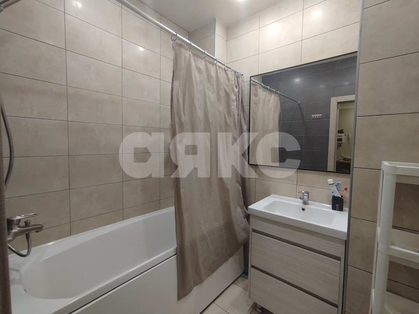 Фото №6: 2-комнатная квартира 64 м² - Горячий Ключ, Городская Больница, ул. Ярославского, 100Б