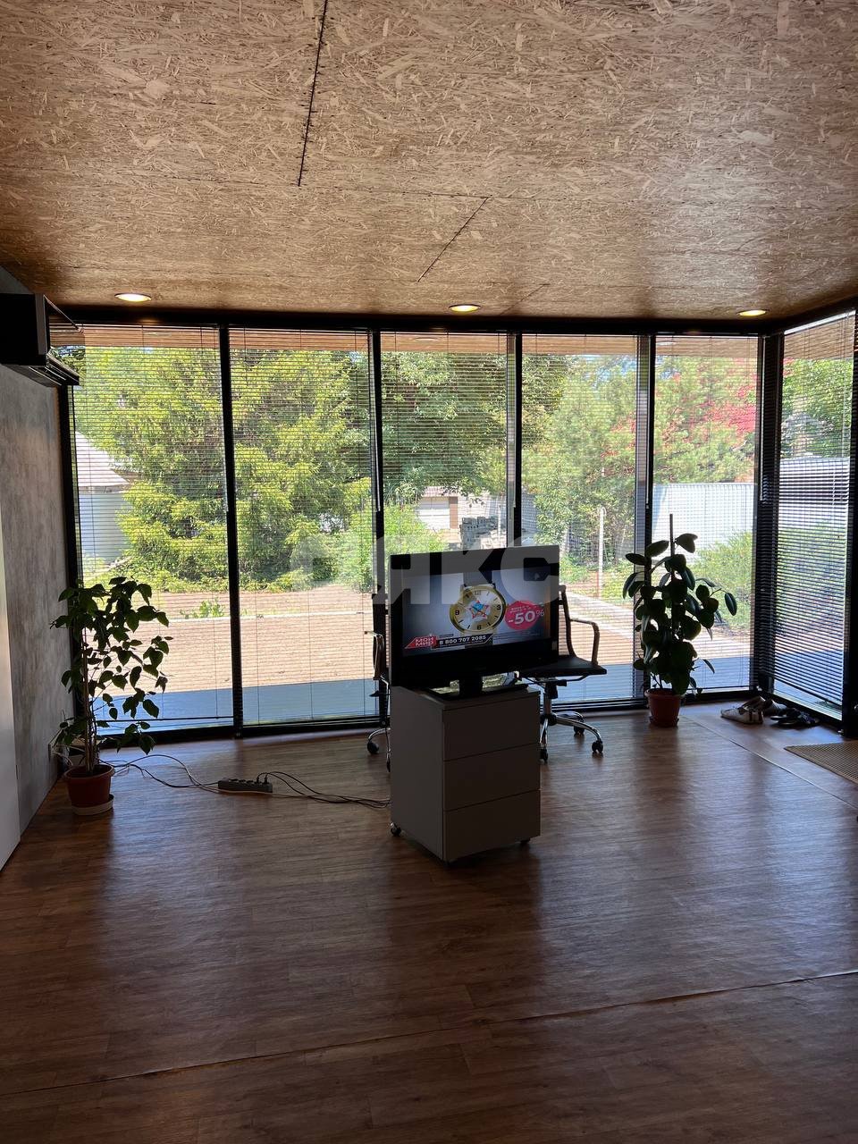 Фото №1: Дом 67 м² + 6 сот. - Луганск, Артёмовский, ул. Фадеева, 52