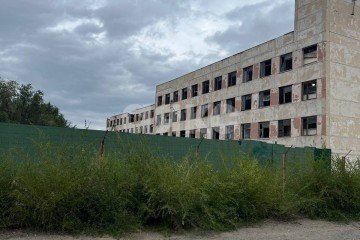 Фото №1: Коммерция 4681 м² - Луганск, р. Артёмовский, 