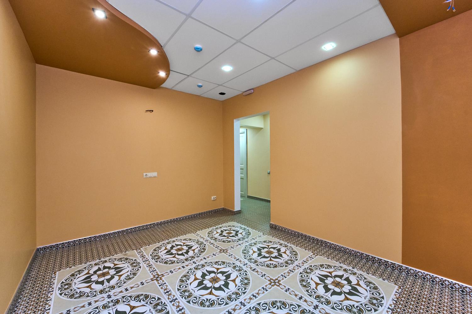 Фото №10: Коммерция 107 м² - Краснодар, Прикубанский внутригородской округ, мкр. Московский, ул. имени Николая Семеновича Котлярова, 16