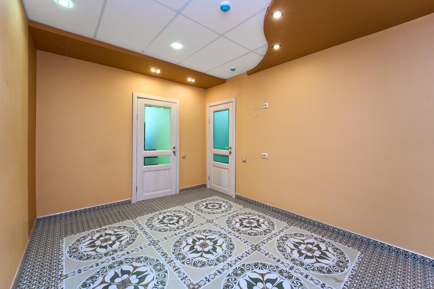 Фото №9: Коммерция 107 м² - Краснодар, Прикубанский внутригородской округ, мкр. Московский, ул. имени Николая Семеновича Котлярова, 16