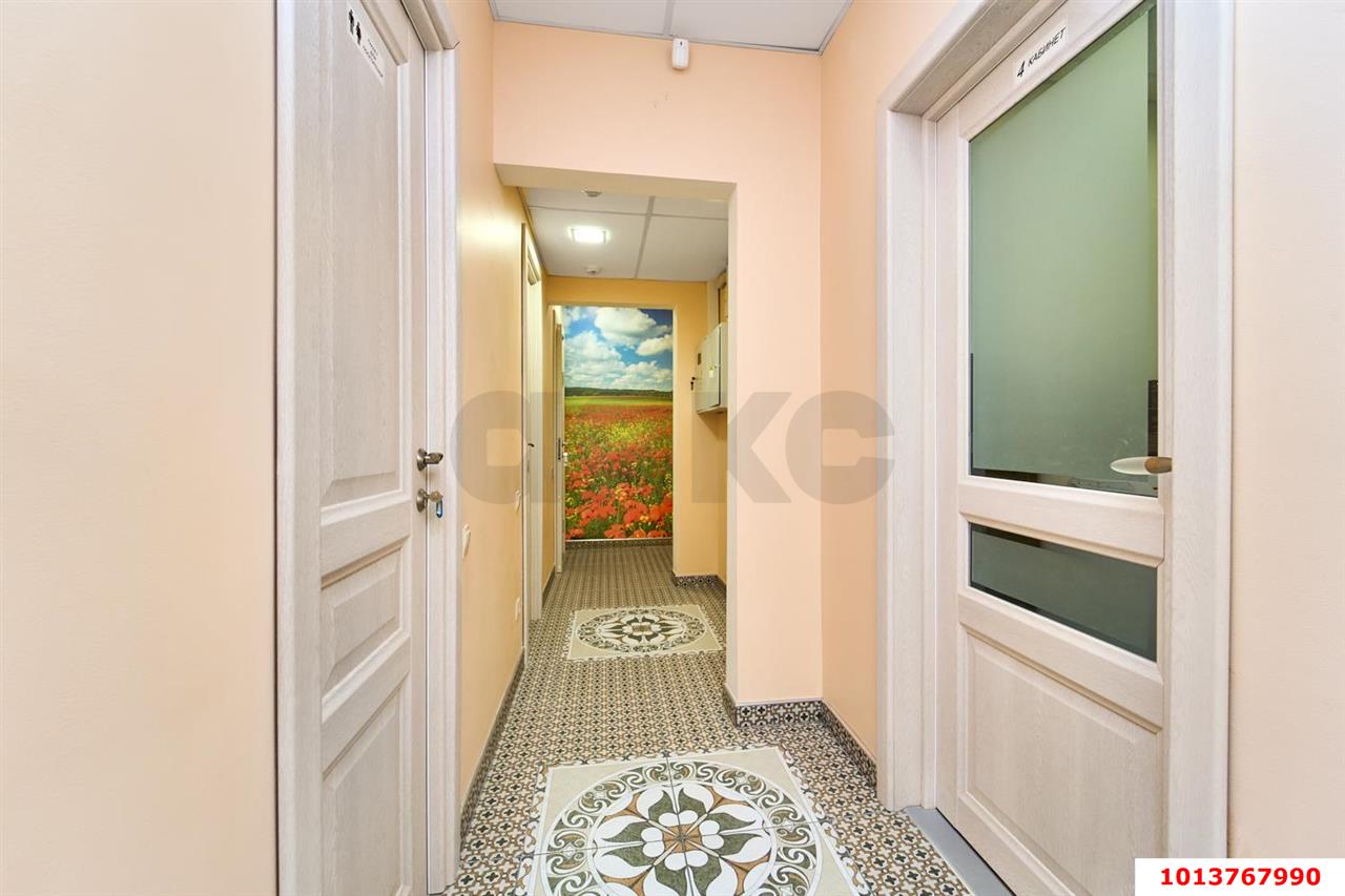 Фото №6: Торговое помещение 108 м² - Краснодар, Московский, ул. имени Николая Семеновича Котлярова, 16