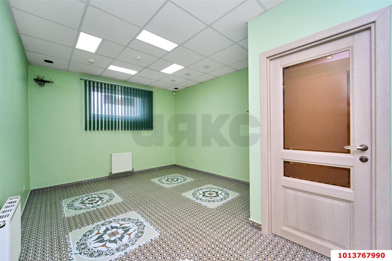 Фото №13: Торговое помещение 108 м² - Краснодар, Московский, ул. имени Николая Семеновича Котлярова, 16