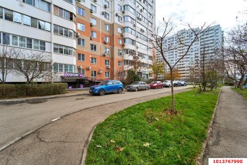 Фото №2: Торговое помещение 108 м² - Краснодар, мкр. Московский, ул. имени Николая Семеновича Котлярова, 16