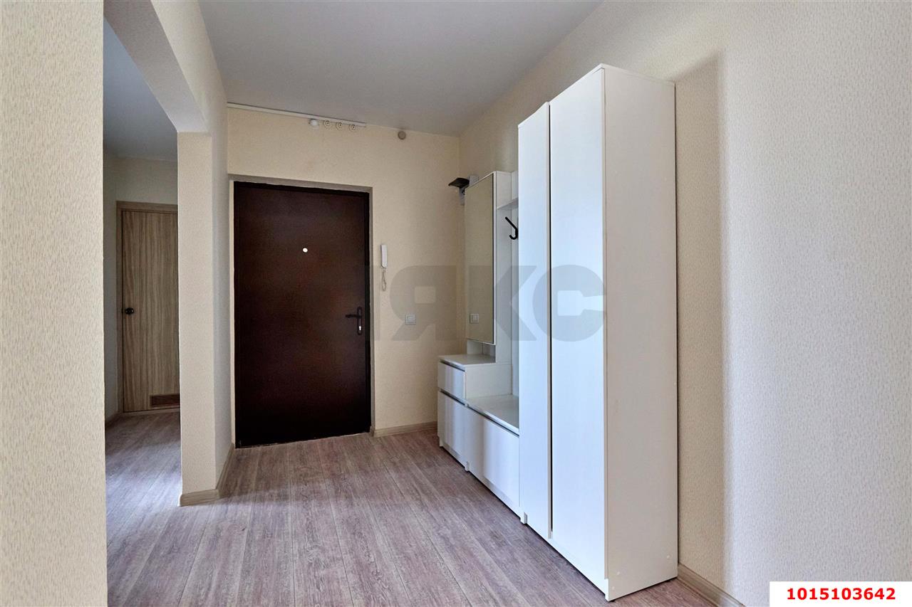 Фото №5: 3-комнатная квартира 77 м² - Краснодар, жилой комплекс Квартал № 6, ул. имени 75-летия Победы, 26/1