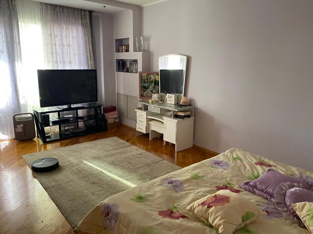 Фото №6: 2-комнатная квартира 82 м² - Краснодар, Центральный внутригородской округ, мкр. Табачная Фабрика, ул. Ипподромная, 53