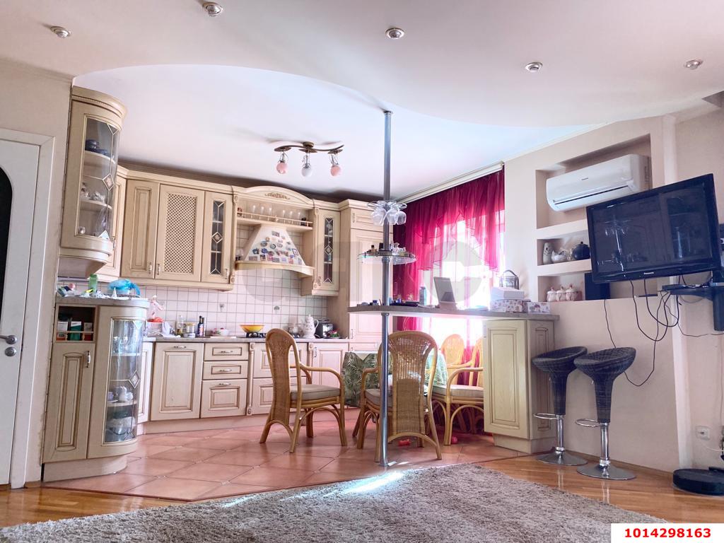 Фото №1: 2-комнатная квартира 82 м² - Краснодар, Табачная Фабрика, ул. Ипподромная, 53