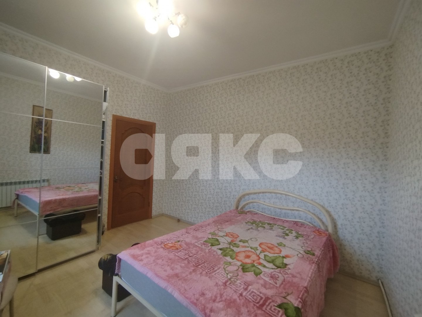 Фото №1: Дом 234 м² + 5.67 сот. - Горячий Ключ, Курортная Зона, ул. Коммунистическая, 42А