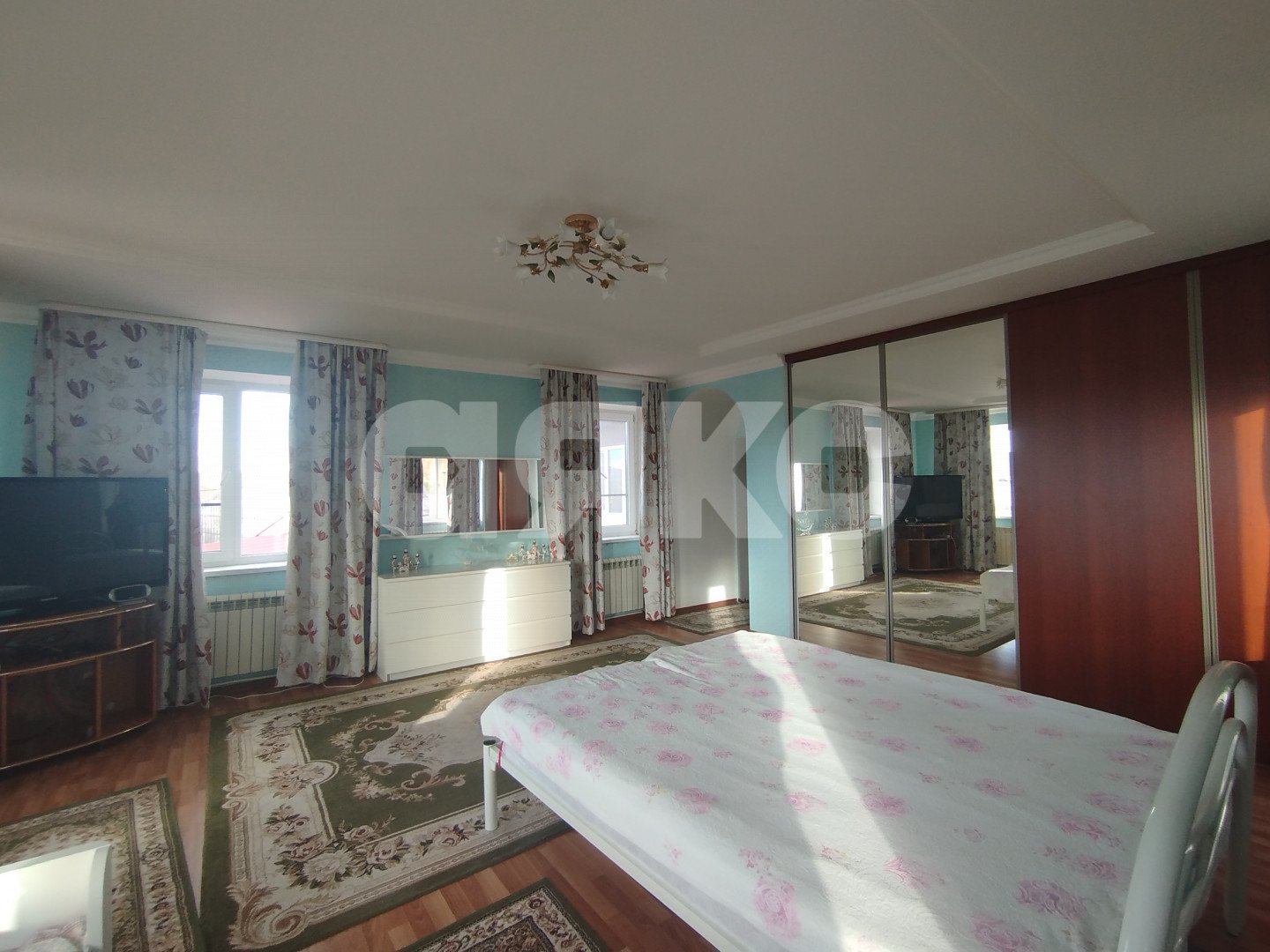 Фото №18: Дом 234 м² + 5.67 сот. - Горячий Ключ, Курортная Зона, ул. Коммунистическая, 42А