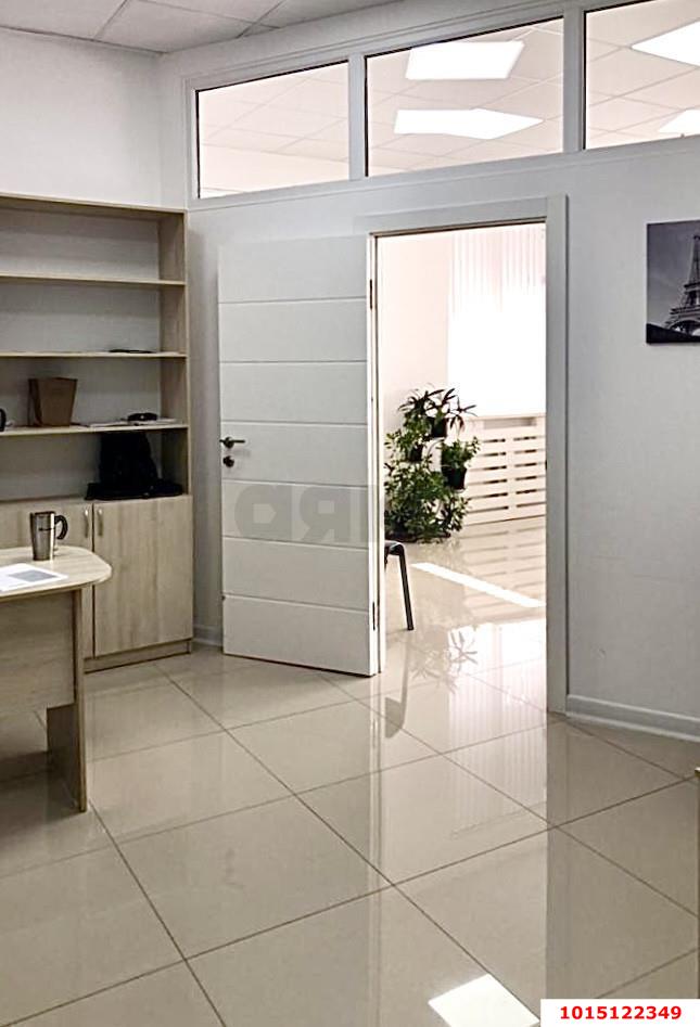 Фото №10: Офисное помещение 98 м² - Краснодар, Центральный внутригородской округ, ул. имени П.М. Гаврилова, 117