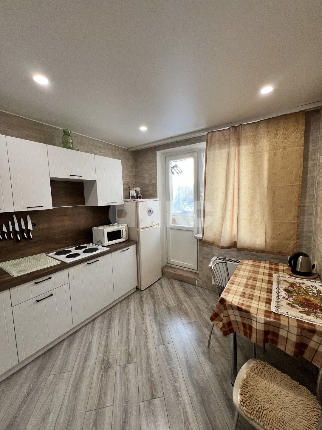 Фото №1: 1-комнатная квартира 42 м² - Люберцы, Красная Горка, пр-кт Гагарина, 8/7