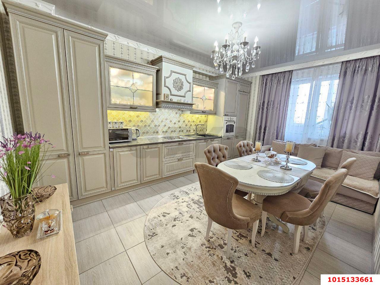 Фото №1: 2-комнатная квартира 74 м² - Краснодар, Центральный, ул. Береговая, 2к1