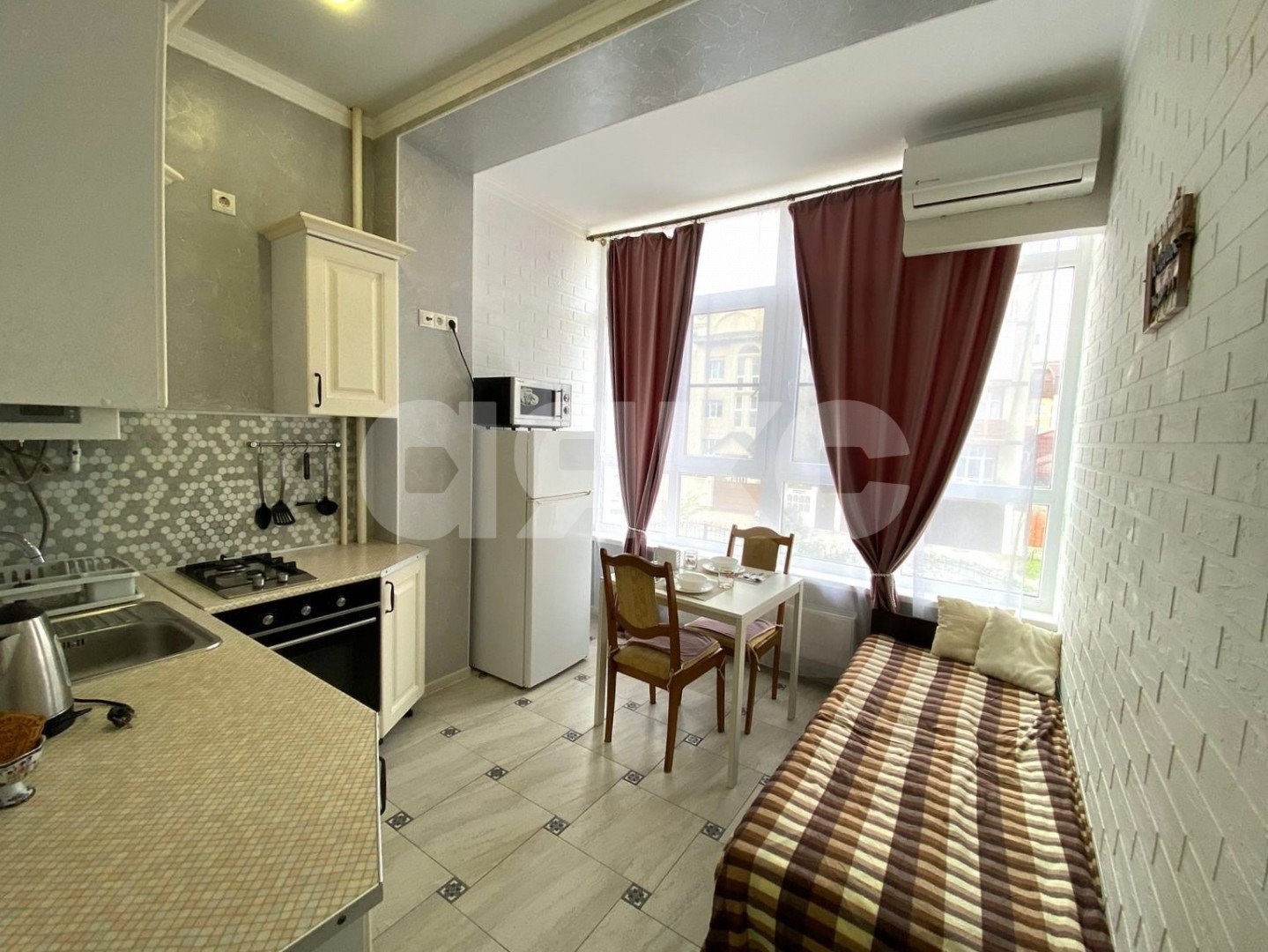 Фото №1: 1-комнатная квартира 29 м² - Геленджик, жилой комплекс Черноморский-2, ул. Крымская, 22к22