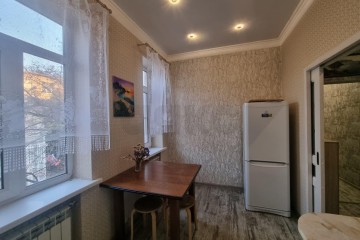 Фото №2: 2-комнатная квартира 48 м² - Краснодар, мкр. Центральный, ул. Мира, 50