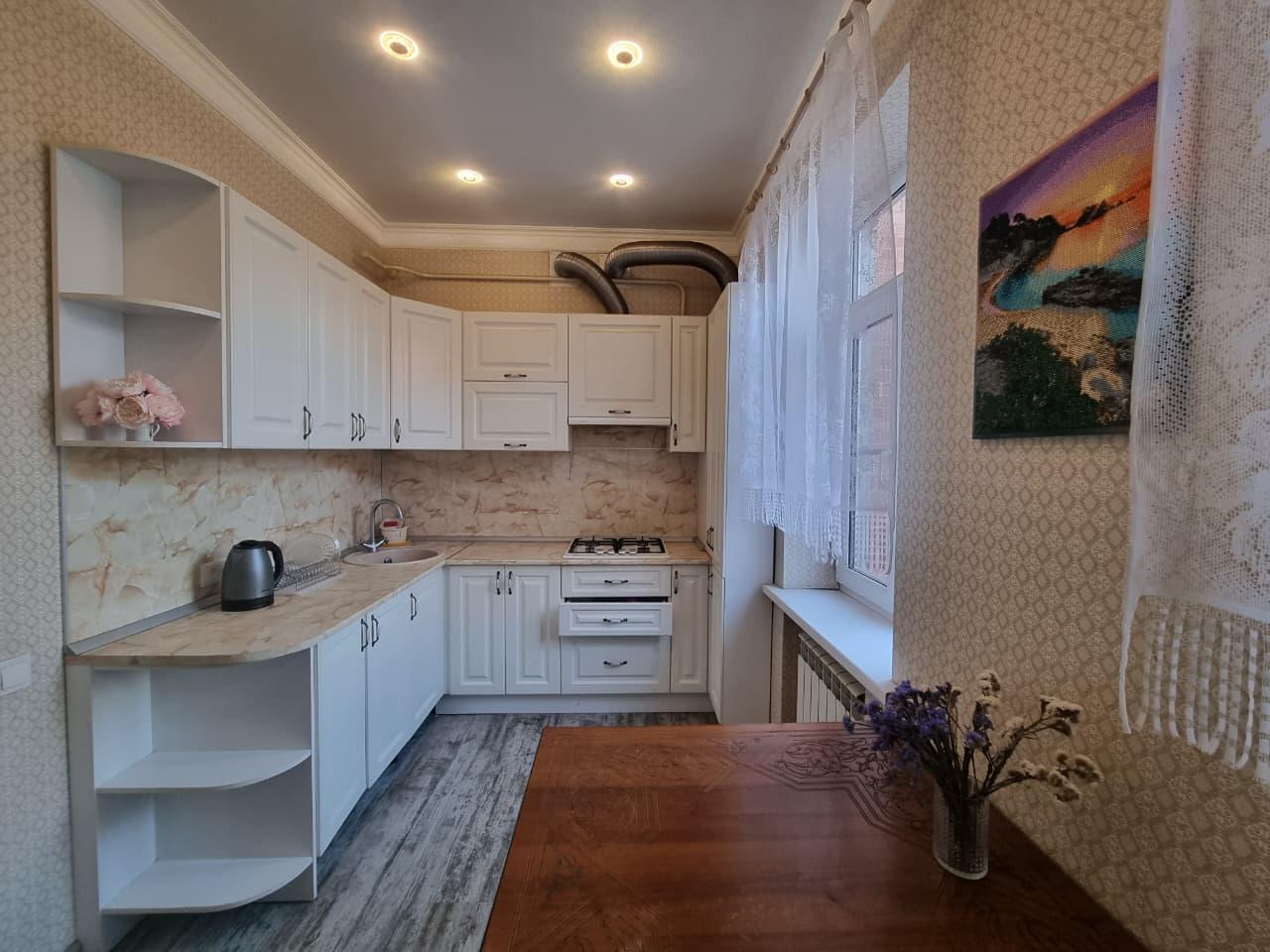 Фото №1: 2-комнатная квартира 48 м² - Краснодар, Центральный внутригородской округ, мкр. Центральный, ул. Мира, 50