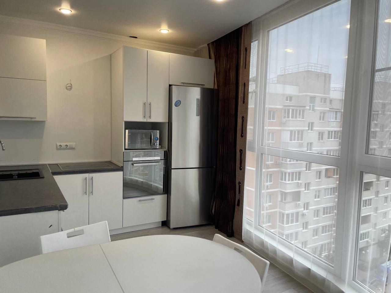 Фото №1: 2-комнатная квартира 54 м² - Краснодар, Прикубанский внутригородской округ, Россинского, мкр. жилой комплекс Инсити-Парк, ул. Командорская, 1Б