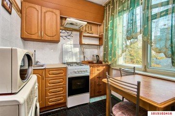 Фото №1: 3-комнатная квартира 54 м² - Краснодар, мкр. Черёмушки, ул. Айвазовского, 106
