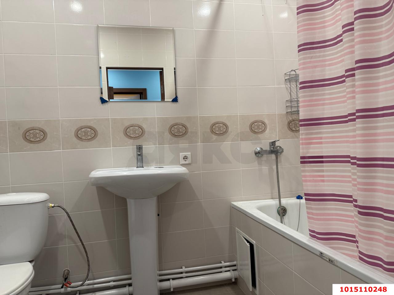 Фото №12: 1-комнатная квартира 45 м² - Краснодар, Прикубанский внутригородской округ, мкр. Завод Измерительных Приборов, ул. Карякина, 5к1